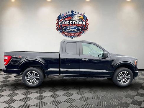 Used 2023 Ford F150 XL w/ STX Appearance Package AWD/4WD image 4