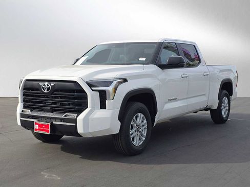 Used 2024 Toyota Tundra SR5 image 7