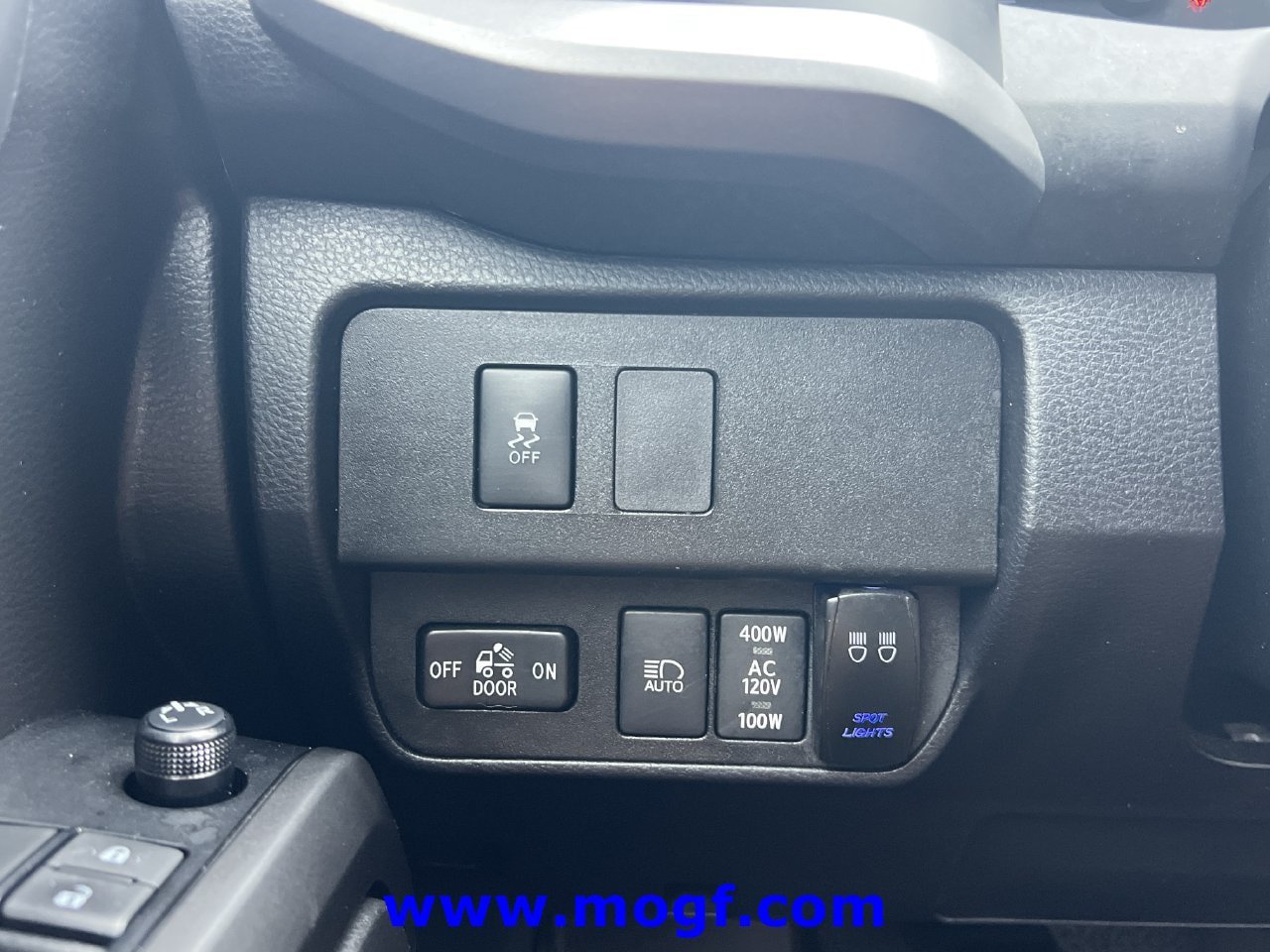 Used 2023 Toyota Tacoma TRD Off-Road RWD image 16