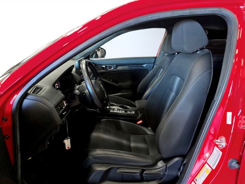 Used 2024 Honda Civic Sport image 7
