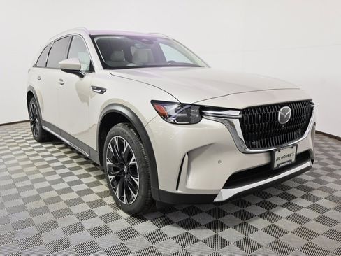 New 2026 MAZDA CX-90 Plug-In Hybrid w/ Premium Plus image 9