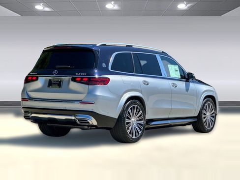 New 2026 Mercedes-Benz Maybach GLS 600 4MATIC image 9