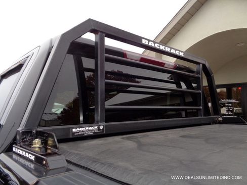 Used 2023 Chevrolet Silverado 2500 Custom w/ Custom Value Package image 24