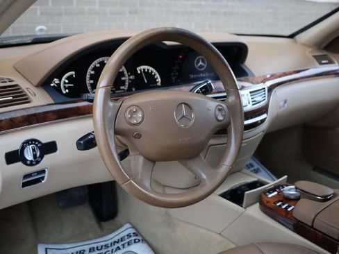 Used 2008 Mercedes-Benz S 550 image 14