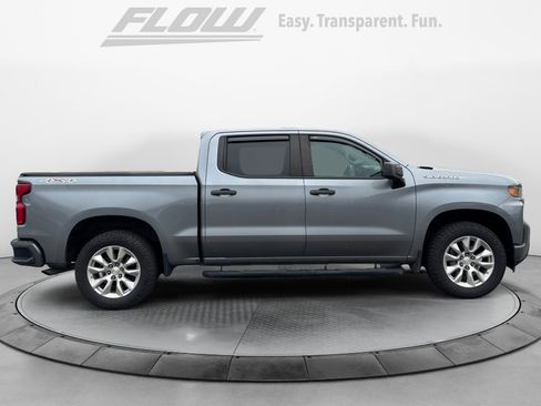 Used 2020 Chevrolet Silverado 1500 Custom w/ Custom Value Package image 8