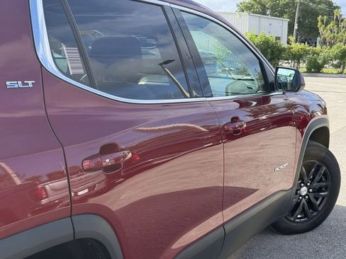 Used 2019 GMC Acadia SLT AWD/4WD image 8