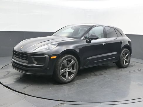 New 2026 Porsche Macan AWD/4WD image 1