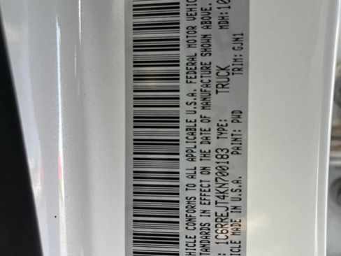 Used 2019 RAM 1500 Laramie RWD image 10