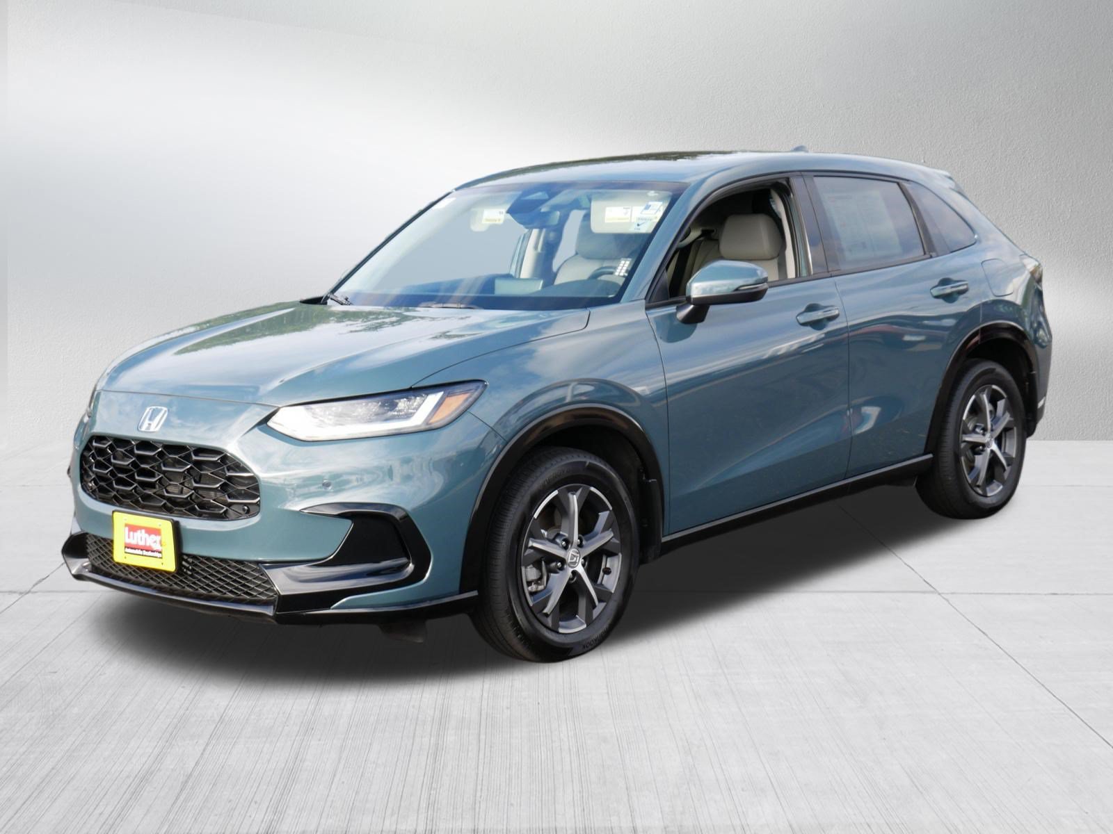 Used 2024 Honda HR-V EX-L image 3