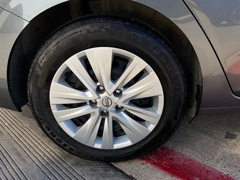 Used 2025 Nissan Sentra S image 8