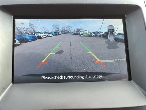 Used 2020 Ford Edge Titanium image 19