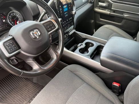 Used 2022 RAM 2500 Big Horn w/ Level C Equiment Group image 10