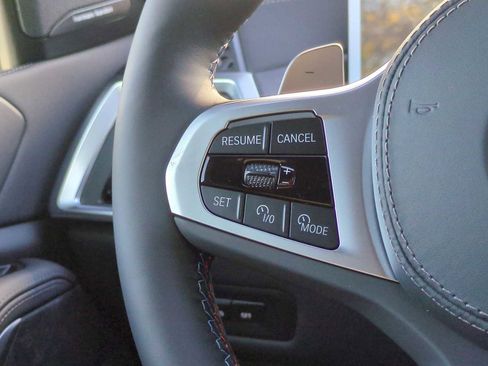 Used 2026 BMW X5 M60i image 25