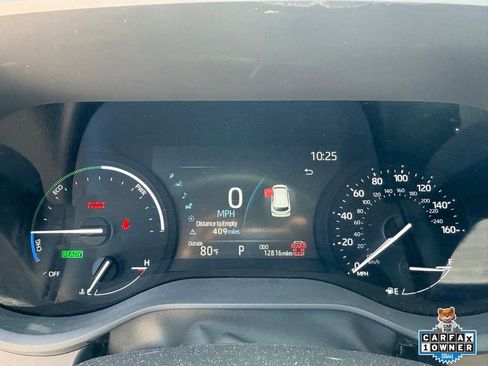 Certified 2025 Toyota Sienna XLE AWD/4WD image 17