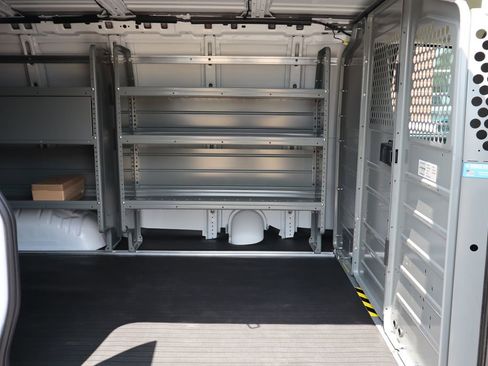 New 2025 Chevrolet Express 2500 w/ Driver Convenience Package image 34