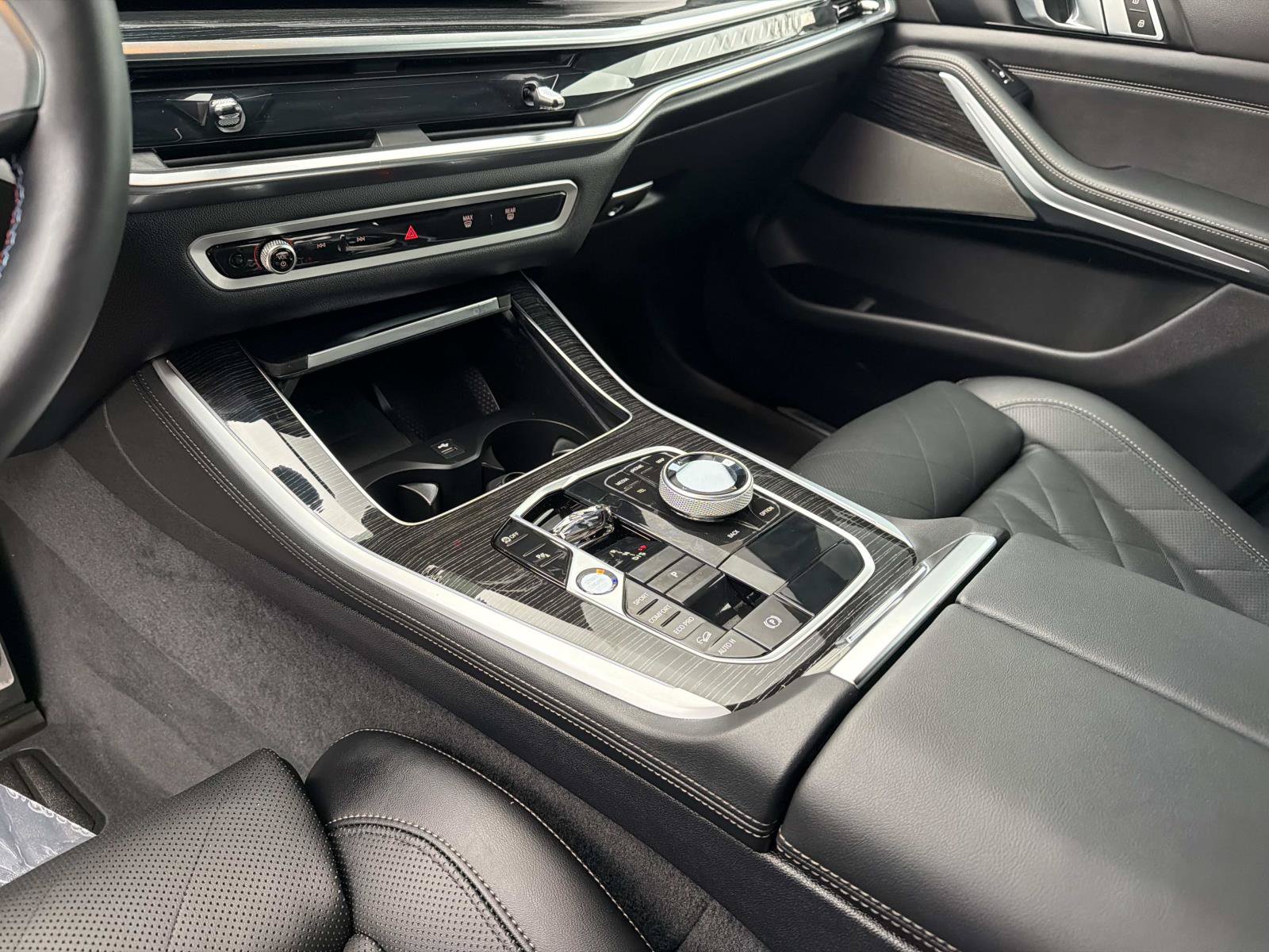 Certified 2026 BMW X5 M60i AWD/4WD image 18