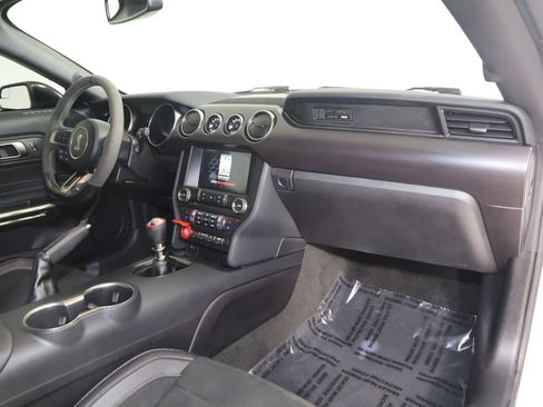 Used 2018 Ford Mustang Shelby GT350 w/ Convenience Package image 59