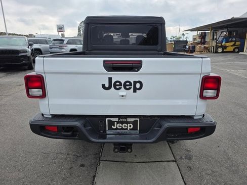 New 2026 Jeep Gladiator Sport image 6