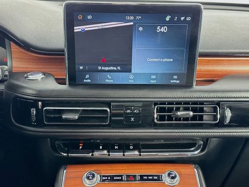 Used 2023 Lincoln Aviator Reserve w/ Equipment Group 201A image 37