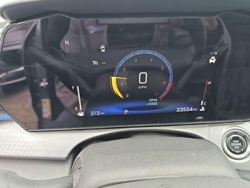 Used 2025 Chevrolet Trax LT image 9