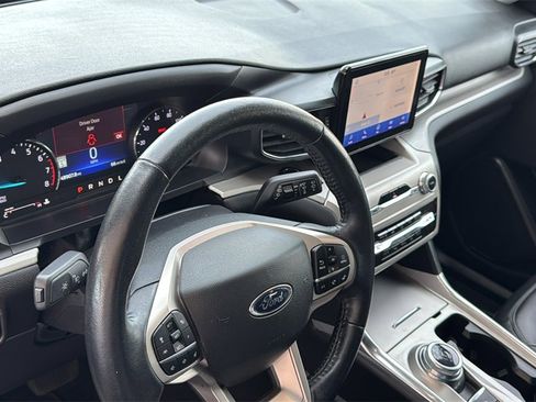 Certified 2023 Ford Explorer XLT w/ Equipment Group 202A image 21