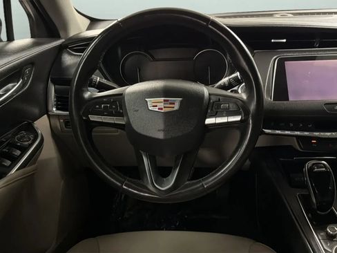 Used 2020 Cadillac XT4 Luxury FWD image 10
