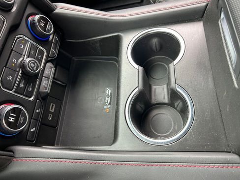 Used 2022 Chevrolet Suburban RST w/ Luxury Package image 40