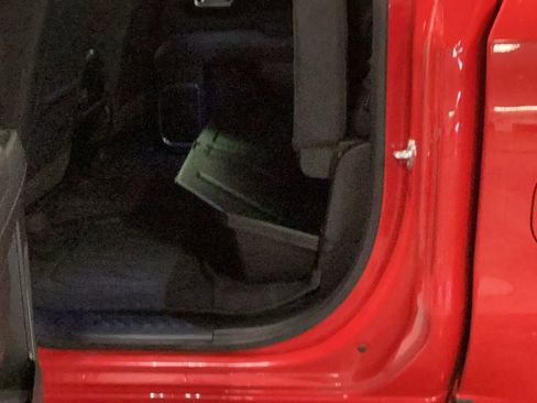 Used 2025 GMC Sierra 1500 Elevation image 8