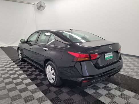 Used 2025 Nissan Altima 2.5 S FWD image 5