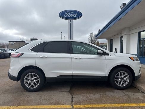 Used 2024 Ford Edge SEL AWD/4WD image 4