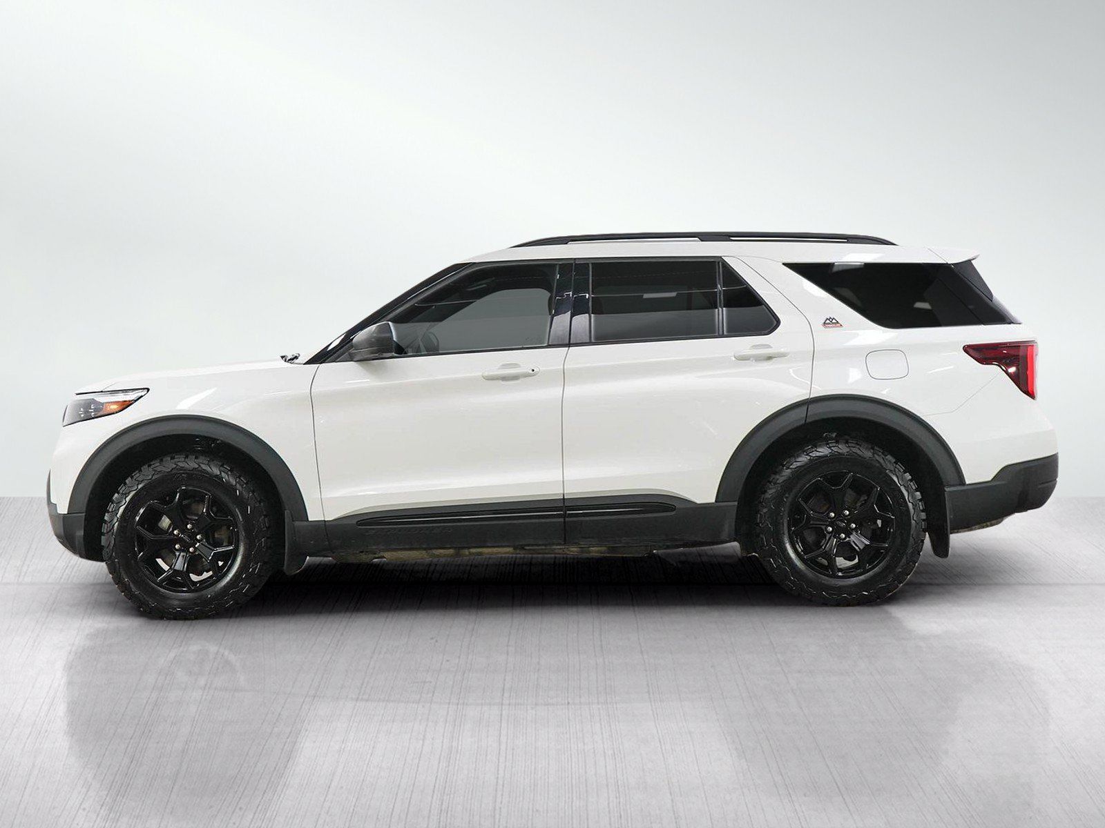 Used 2023 Ford Explorer Timberline AWD/4WD image 2
