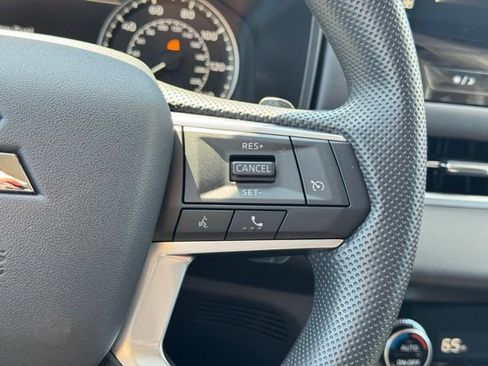 New 2026 Mitsubishi Outlander ES image 21