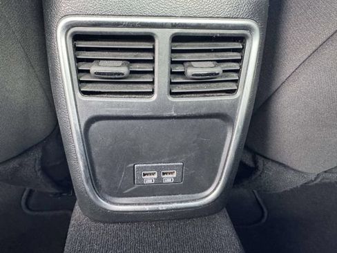 Used 2023 Dodge Charger SXT RWD image 19