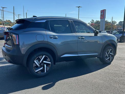 New 2026 Nissan Kicks SV w/ SV Premium Package image 6