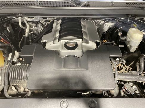 Used 2015 Cadillac Escalade Premium AWD/4WD image 9