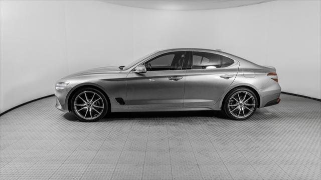 Used 2023 Genesis G70 2.0T RWD image 3