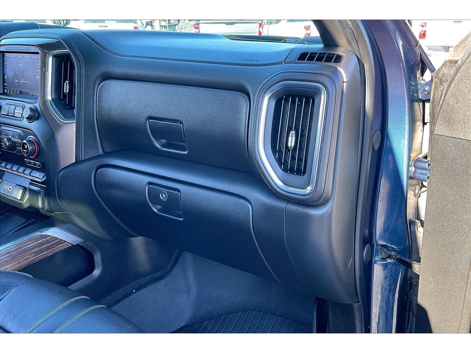Used 2020 Chevrolet Silverado 3500 High Country w/ LPO, Hitch Package AWD/4WD image 18