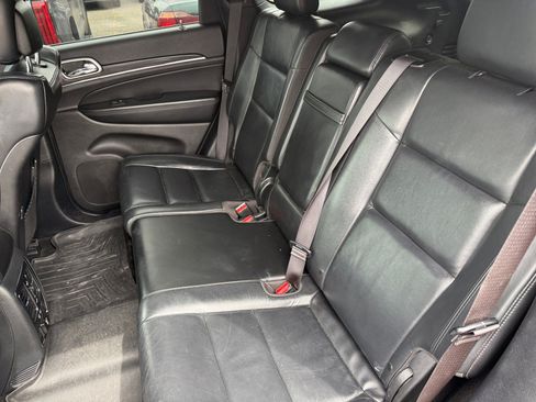 Used 2019 Jeep Grand Cherokee Limited AWD/4WD image 17