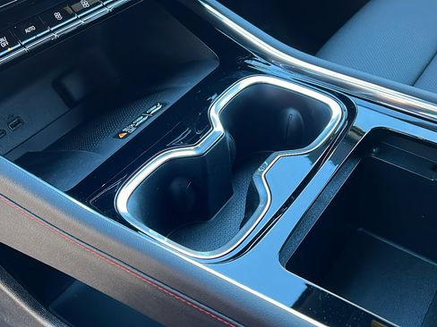 New 2026 Chevrolet Traverse Z71 w/ Driver Confidence Package image 21