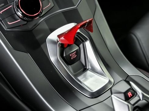 Used 2015 Lamborghini Huracan LP 610-4 image 37