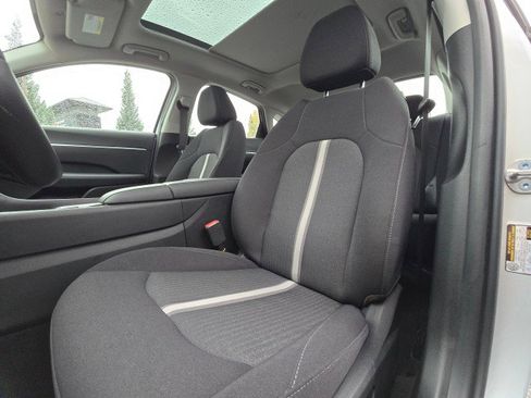 Used 2025 Hyundai Sonata SEL image 23