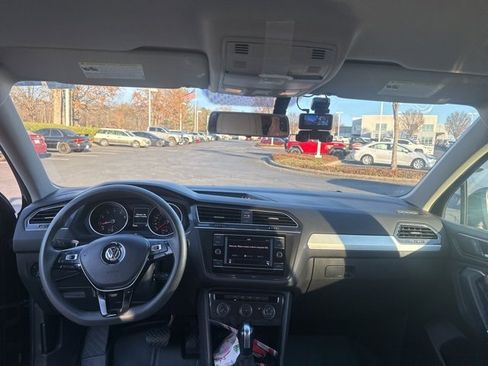 Used 2018 Volkswagen Tiguan S w/ Front Fog Lights Package image 8