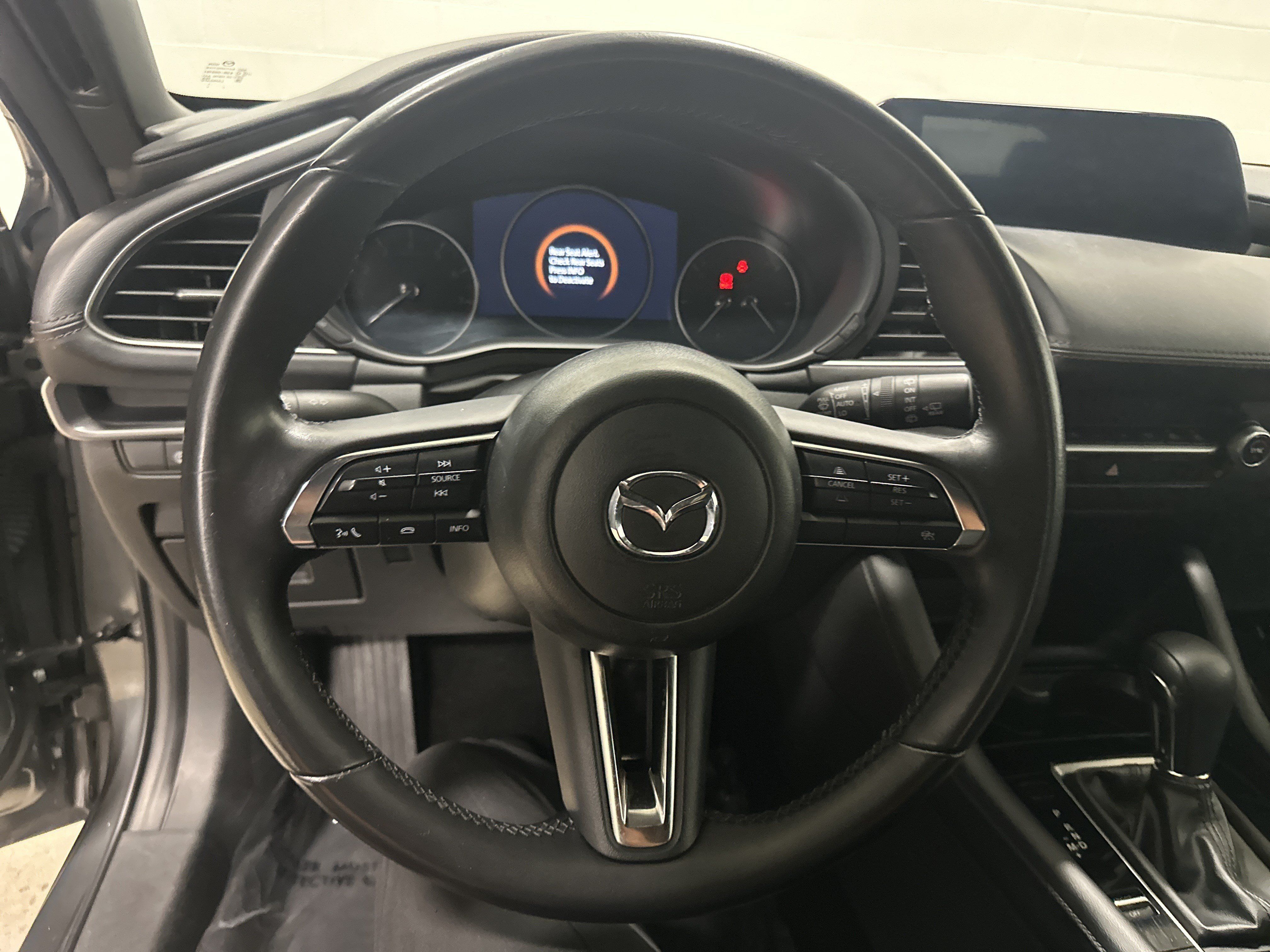 Used 2025 MAZDA MAZDA3 s Sport FWD image 18