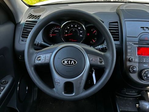 Used 2010 Kia Soul + FWD image 23