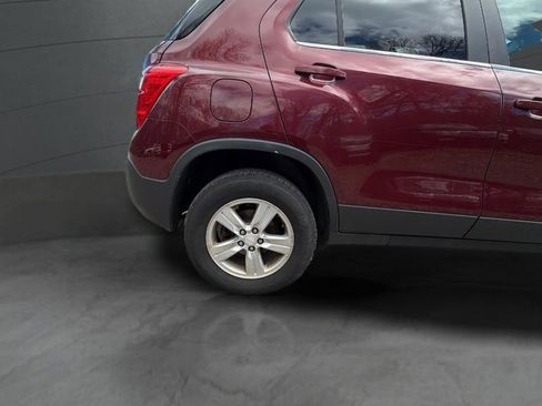 Used 2016 Chevrolet Trax LT AWD/4WD image 15