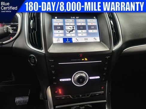Used 2019 Ford Edge Titanium image 27