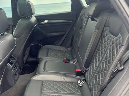 Used 2018 Audi SQ5 Prestige w/ Prestige Package AWD/4WD image 10