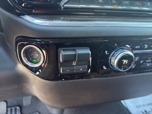 New 2026 GMC Sierra 1500 Elevation AWD/4WD image 12