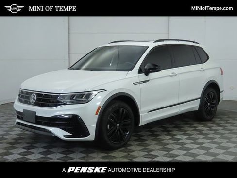 Used 2022 Volkswagen Tiguan SE R-Line image 1