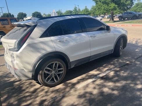 Used 2023 Cadillac XT4 Sport w/ Cold Weather Package FWD image 5